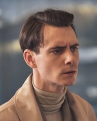 Harry Lloyd