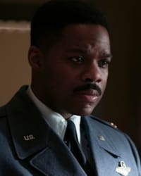 Jovan Adepo'nun fotoğrafı.