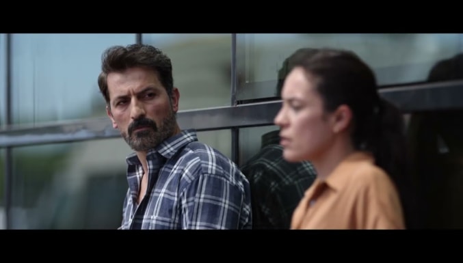 Kesilmiş Bir Ağaç Gibi Filmi Fragman